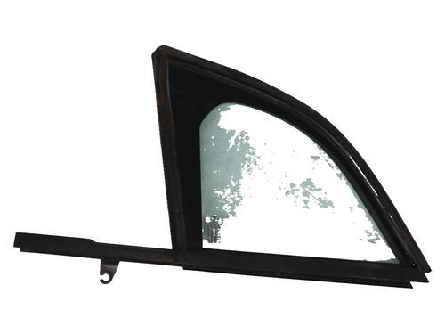 Used Front left quarter glass Front left quarter glass DS DS 3 (SA_) 1.2 THP 110 / PureTech 110 (SAHNPS, SAHNZ6, SAHNZT) (110 hp) 39886248 39886248