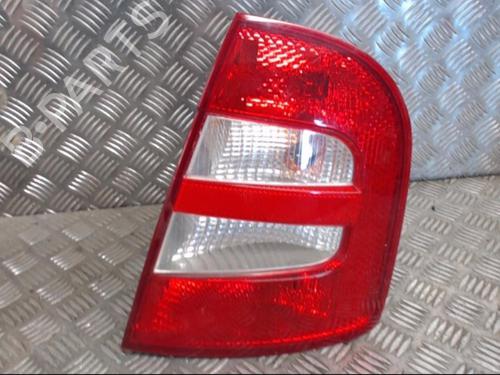 Used Right taillight SKODA FABIA I (6Y2) 1.2 (54 hp) 23060773