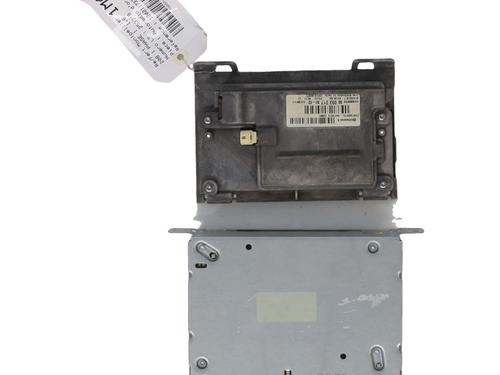 Radio PEUGEOT 208 I (CA_, CC_) 1.6 HDi | BP32219002E6