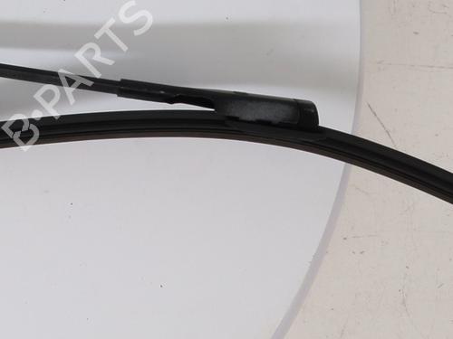front-windshield-wiper-arm-audi-a4-b9-8w2-8wc-2015-31991625 main image
