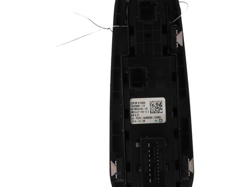 Comutador vidro frente esquerdo Comutador vidro frente esquerdo PEUGEOT 308 SW II (LC_, LJ_, LR_, LX_, L4_) 1.6 HDi / BlueHDi 115 (LCBHXM, LCBHXT) (115 hp) 34646910 34646910