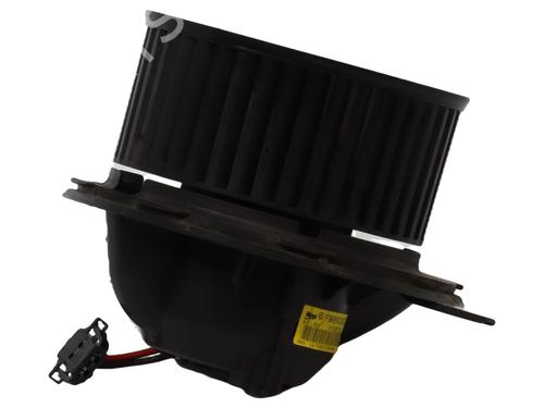 Used Heater blower motor AUDI A3 Sportback (8PA) 1.6 TDI (105 hp) 31713108