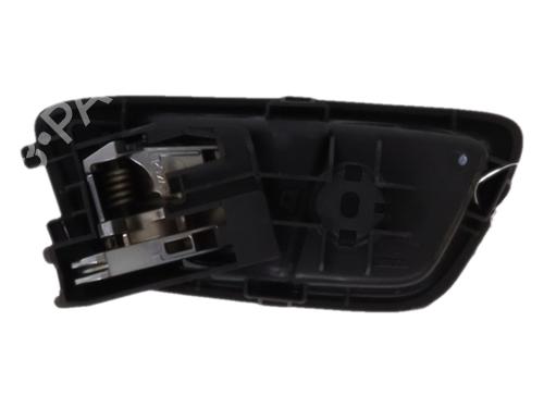Maneta interior trasera derecha Maneta interior trasera derecha FORD FIESTA VI (CB1, CCN) 1.5 TDCi (95 hp) 36883923 36883923