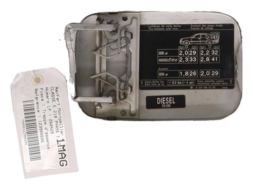 Used Fuel flap Fuel flap MERCEDES-BENZ E-CLASS (W210) E 220 CDI (210.006) (125 hp) 33827879 33827879