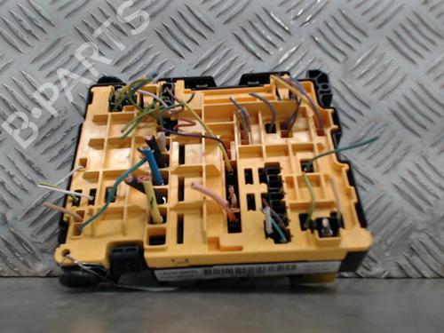 Fuse box PEUGEOT 208 I (CA_, CC_) 1.2 VTI 82 | BP23834677E1 