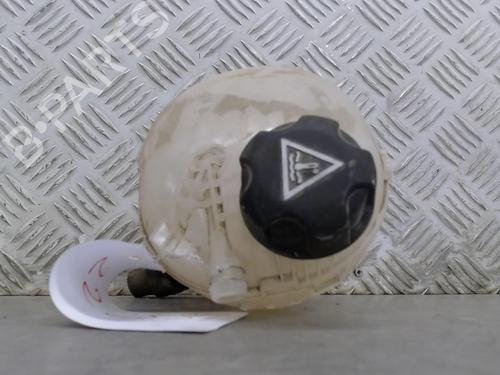 Used Expansion tank PEUGEOT 2008 II (UD_, US_, UY_, UJ_, UR_, UC_) 1.5 BlueHDI 110 (UDYHSK) (110 hp) 23056815