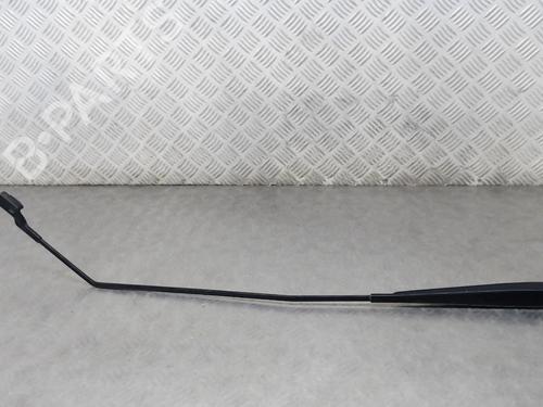 Used Front windshield wiper arm RENAULT ZOE (BFM_) ZOE (88 hp) 23833736