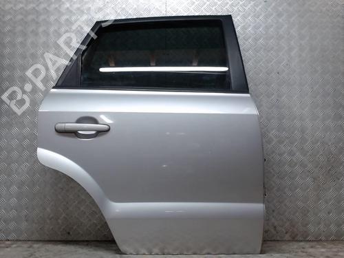 Used Right rear door HYUNDAI TUCSON (JM) 2.0 CRDi All-wheel Drive (113 hp) 23054321