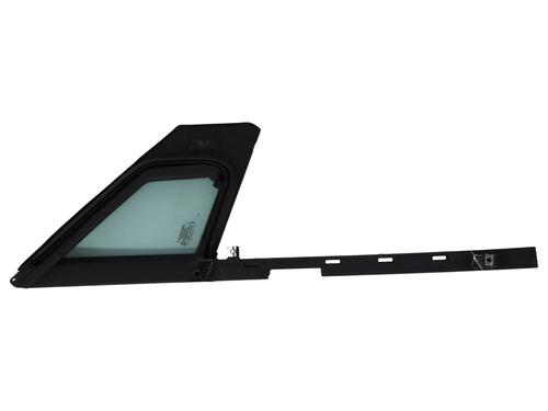 front-left-quarter-glass-renault-clio-v-b7_-2019-37165487 main image