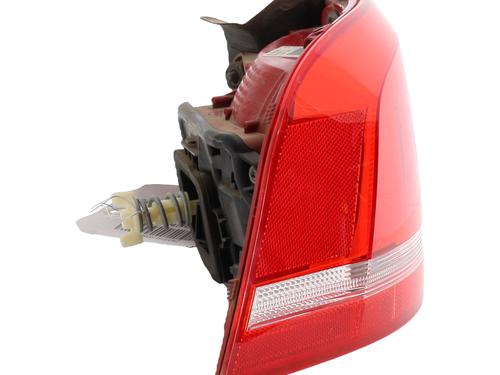 Left taillight VW PASSAT B7 Variant (365) 1.6 TDI | BP28456975C34 - Image 5