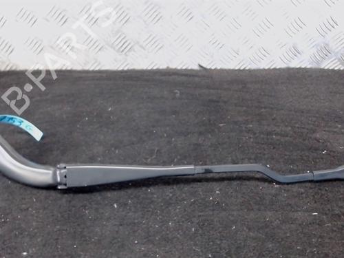 Used Front windshield wiper arm BMW 1 (F20) 116 d (116 hp) 23833030