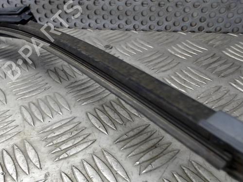 Used Front windshield wiper arm ALFA ROMEO MITO (955_) 1.3 MultiJet (955AXH1B, 955AXT1A) (90 hp) 23055643