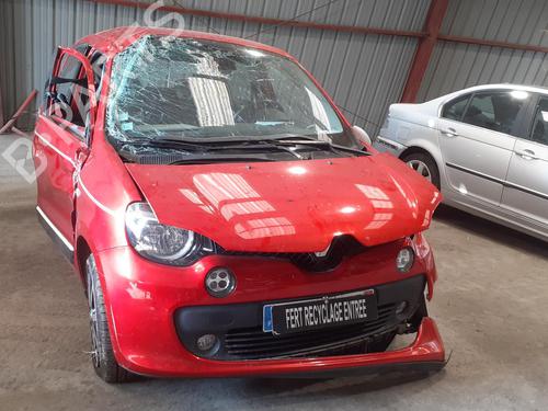Brugte RENAULT TWINGO III (BCM_, BCA_) 1.0 SCe 70 (71 hp) 4382331