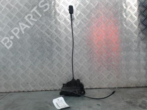 Used Front left lock RENAULT CLIO III (BR0/1, CR0/1) 1.5 dCi (C/BR0G, C/BR1G) (68 hp) 26123544