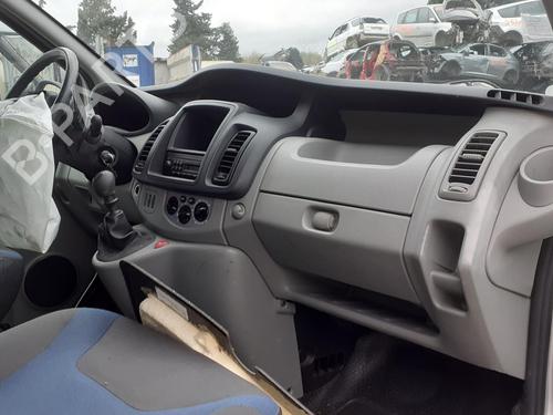 Left front seat RENAULT TRAFIC II Bus (JL) 2.0 dCi 90 (JL00, JL01, JL0H, JL0M, JL0P, JL0S) | BP31757720C15 