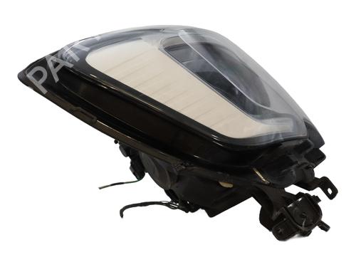 Right headlight RENAULT MASTER III Van (FV) 2.3 dCi 135 FWD (FV0N, FV08, FV06, FV00, FV1S) | BP31813045C29