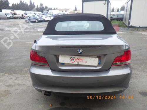 BMW 1 Convertible (E88)  120 d  2393340