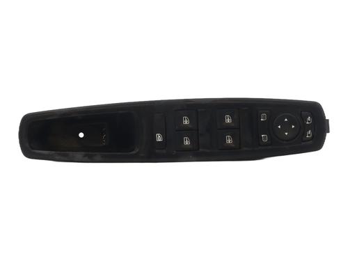 Used Left front window switch Left front window switch RENAULT MEGANE III Grandtour (KZ0/1) 1.5 dCi (KZ09, KZ0D, KZ1G, KZ29, KZ14, KZ1W, KZ10, KZ1F,... (110 hp) 33040074 33040074