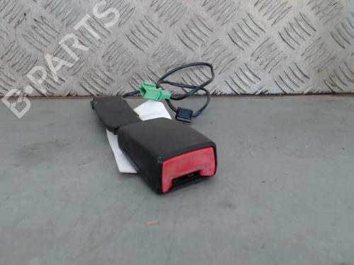 Used Seat buckle VW POLO V (6R1, 6C1) 1.0 (75 hp) 28476218