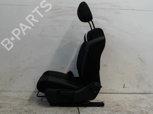 Used Left front seat Left front seat CITROËN C3 III (SX) 1.5 BlueHDi 100 (SXYHYP, SXYHTU) (102 hp) 25740350 25740350