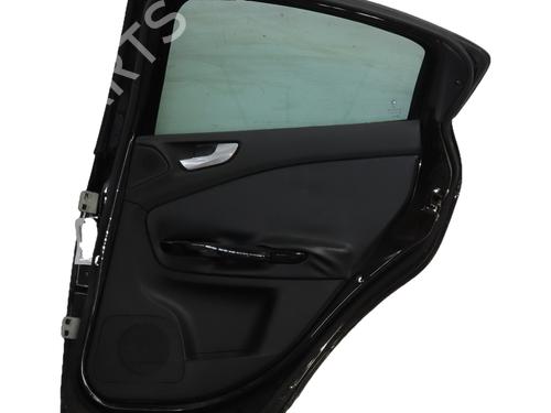 Dør højre bagtil Dør højre bagtil ALFA ROMEO GIULIETTA (940_) 1.6 JTDM (940FXD1A) (105 hp) 34396846 34396846