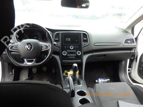 Used Radio RENAULT MEGANE IV Hatchback (B9A/M/N_) 1.5 dCi 110 (B9A3) (110 hp) 23839529