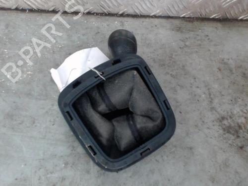 Used Shift knob Shift knob VW POLO V (6R1, 6C1) 1.2 (70 hp) 26171781 26171781
