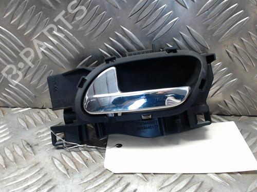 Used Rear left interior door handle PEUGEOT 3008 I MPV (0U_) 1.6 HDi (112 hp) 23047894