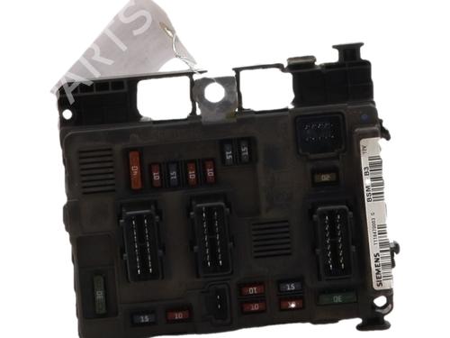 fuse-box-peugeot-206-sw-2ek-2002-36647798 main image