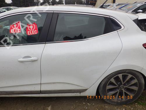 Used Left rear door RENAULT CLIO V (B7_) 1.6 E-TECH 140 (B7MU) (140 hp) 30379340