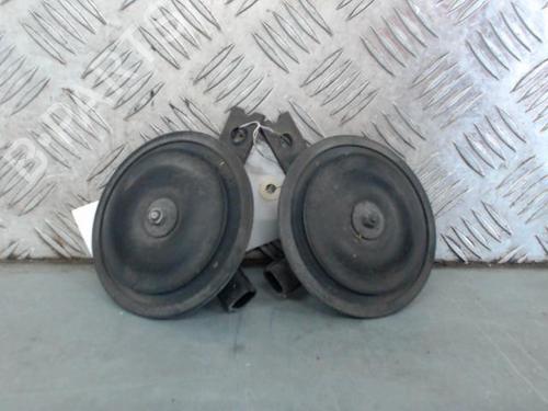 Used Horn HYUNDAI i40 I CW (VF) 1.7 CRDi (136 hp) 27895998