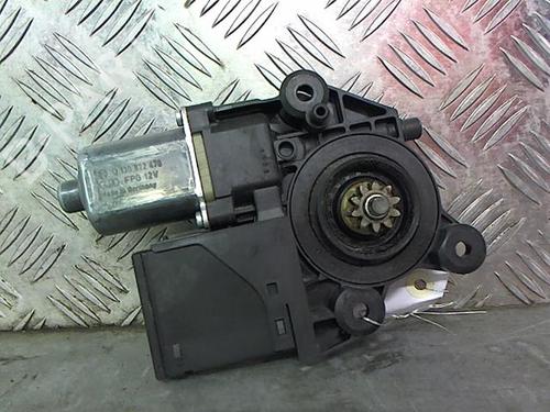 front-right-window-mechanism-renault-megane-iii-hatchback-bz01_-b3_-2008-24176929 main image
