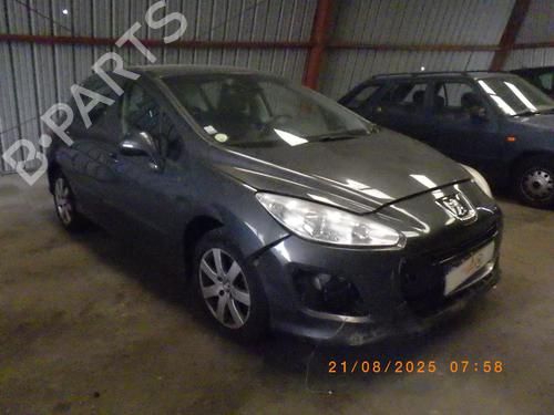 Brugte PEUGEOT 308 I (4A_, 4C_) 1.6 HDi (92 hp) 4374397