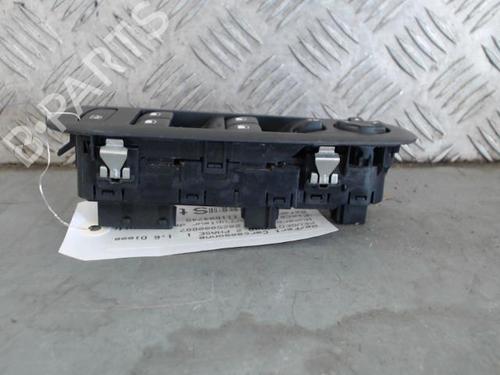 Left front window switch PEUGEOT 308 II (LB_, LP_, LW_, LH_, L3_) 1.6 BlueHDi 120 | BP28816793I27 