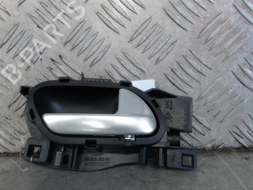 Used Front right interior door handle CITROËN C4 II (NC_) 1.6 HDi 115 (114 hp) 26522923