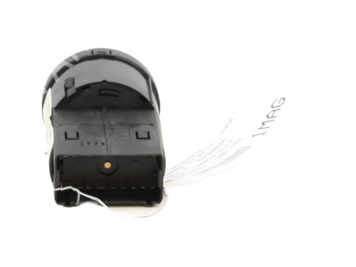 Switch VW NEW BEETLE Convertible (1Y7) 1.9 TDI | BP28215783I30 