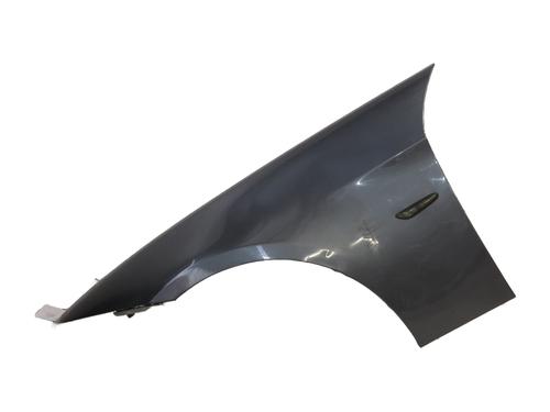 Guarda-lamas esquerdo BMW 3 (E90) 318 d (122 hp) 32231892