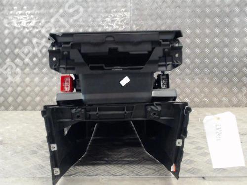 Used Middle console Middle console CITROËN C4 III (BA_, BB_, BC_) 1.5 BlueHDi 130 (BBYHZB) (131 hp) 23050470 23050470