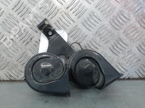 Horn PEUGEOT 308 SW I (4E_, 4H_) 1.6 HDi (109 hp) 27361589