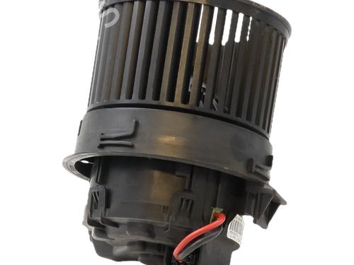 Used Heater blower motor Heater blower motor CITROËN C3 III (SX) 1.5 BlueHDi 100 (SXYHYP, SXYHTU) (102 hp) 34700759 34700759