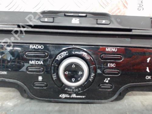 Radio ALFA ROMEO GIULIETTA (940_) 2.0 JTDM (940.FXL1A) | BP25743025E6