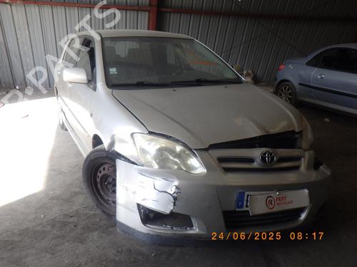 Brugte TOYOTA COROLLA (_E12_) 1.4 D (NDE120_, NDE120R) (90 hp) 4277245