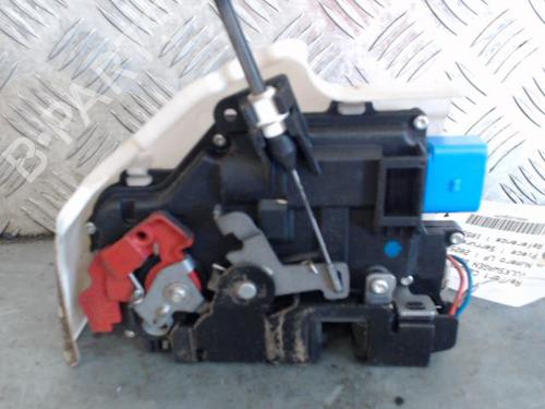 Front left lock VW GOLF V (1K1) 2.0 TDI | BP26296279C98 