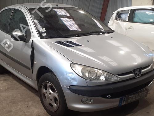 Used Parts PEUGEOT 206 Hatchback (2A/C) 1.4 i 4998170
