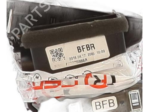 Air vent RENAULT MEGANE IV Hatchback (B9A/M/N_) 1.3 TCe 140 (B9NB) | BP30678788I21 