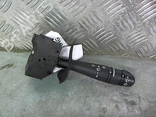 Used Steering column stalk RENAULT CLIO II (BB_, CB_) 1.5 dCi (B/CB07) (65 hp) 23835811