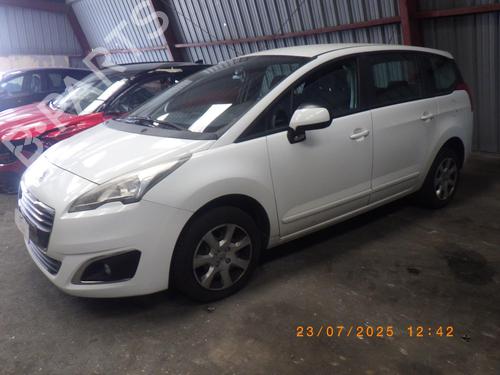 Front bumper PEUGEOT 5008 (0U_, 0E_) 1.6 HDi | BP30152817C7 