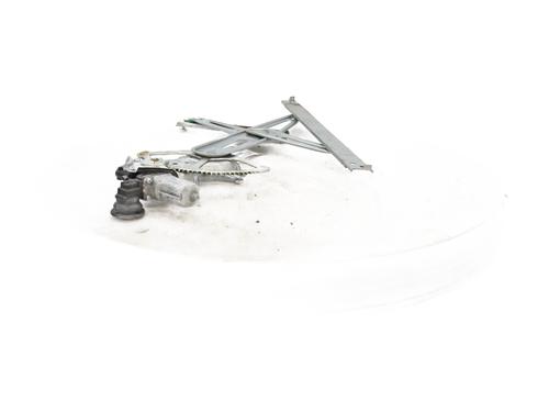 Used Front right window mechanism Front right window mechanism TOYOTA YARIS (_P13_) 1.5 (NSP131_) (112 hp) 30730684 30730684