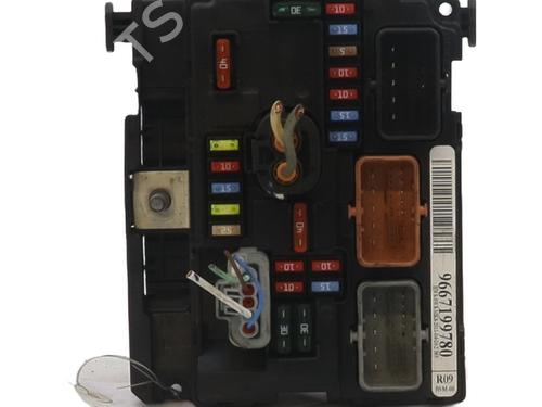 Fuse box CITROËN C3 II (SC_) 1.4 HDi 70 (SC8HZC, SC8HR0, SC8HP4) | BP33416812E1 - Image 3