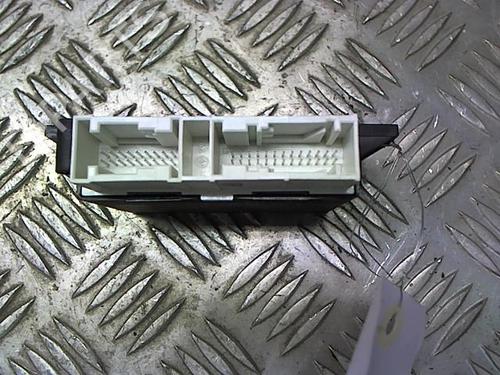 electronic-module-citroen-c4-cactus-2014-23049489 main image